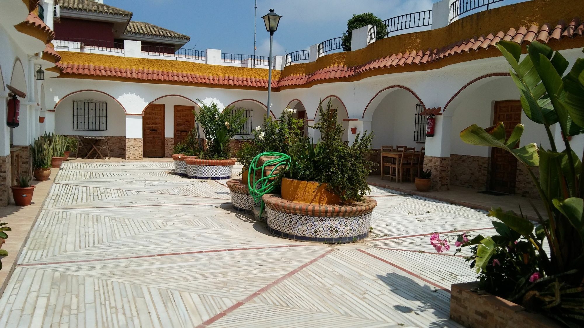 Hostal Mini Golf 로스 카뇨스 데 메카 외부 사진